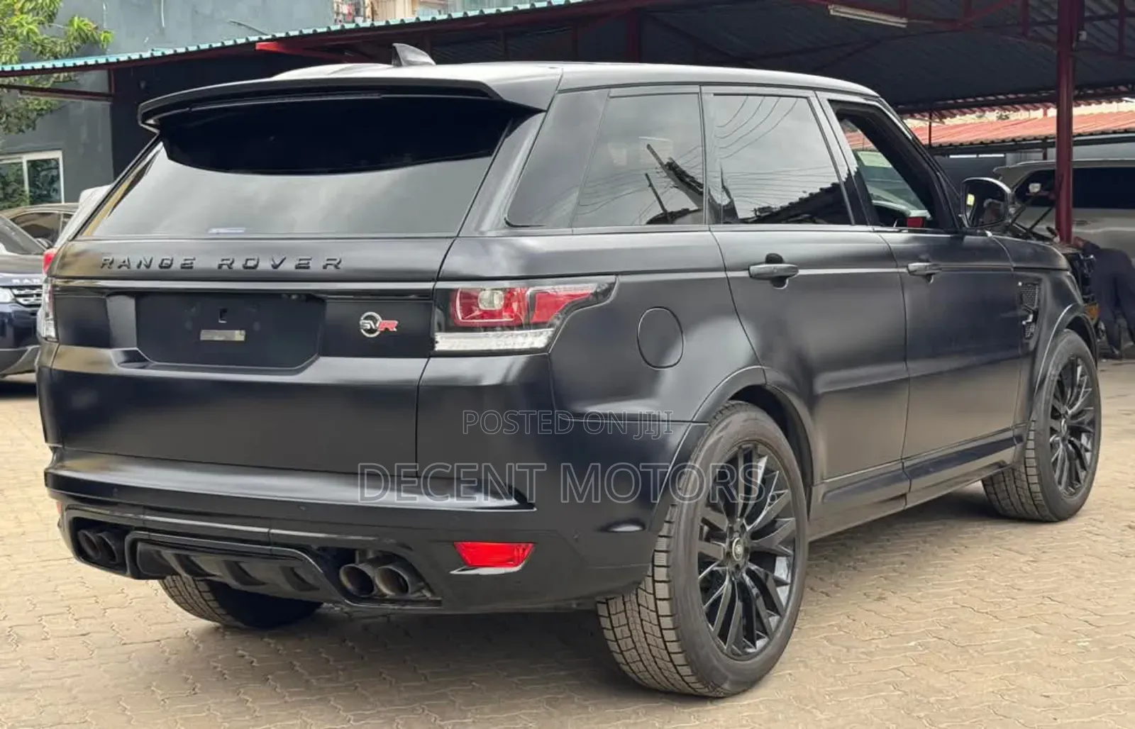 Rover Land 2018 Matt Black