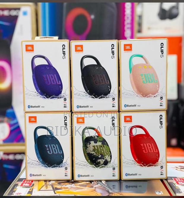 New JBL Clip 5 Speaker - main view