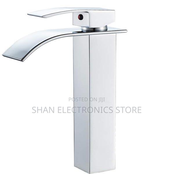 Hot Cold Water Bathroom Faucet Available, Modern Style - main view