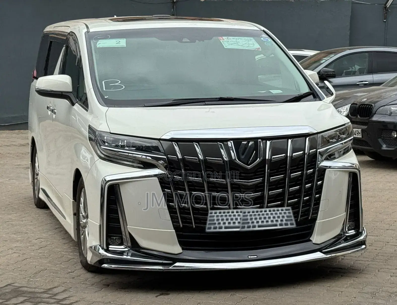 Toyota Alphard 2018 White