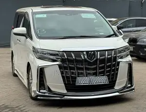 Toyota Alphard 2018 White