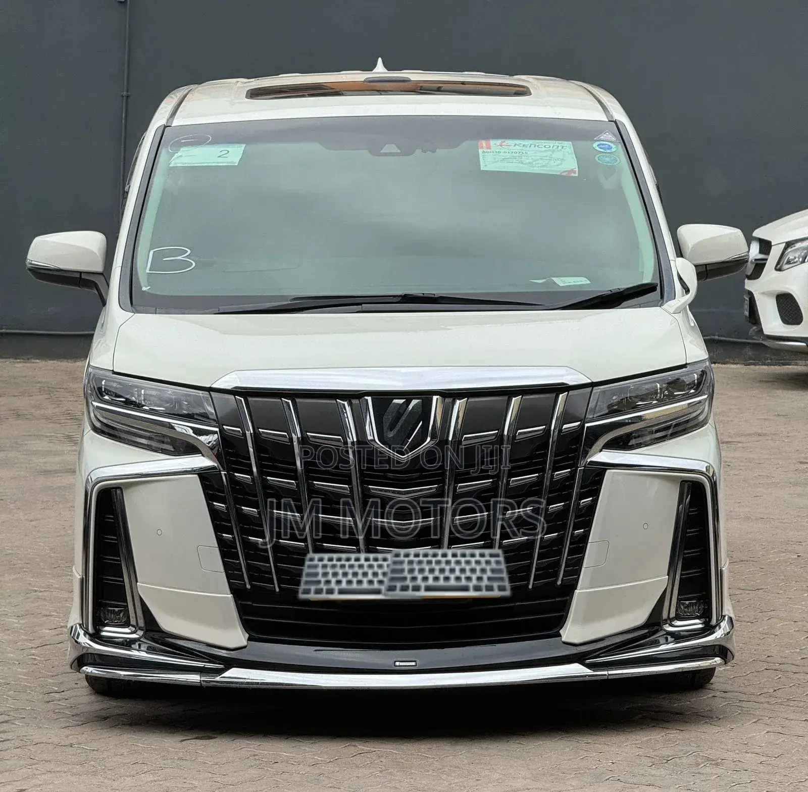 Toyota Alphard 2018 White
