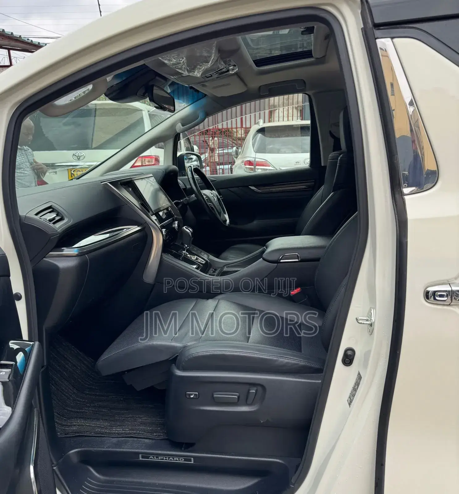 Toyota Alphard 2018 White