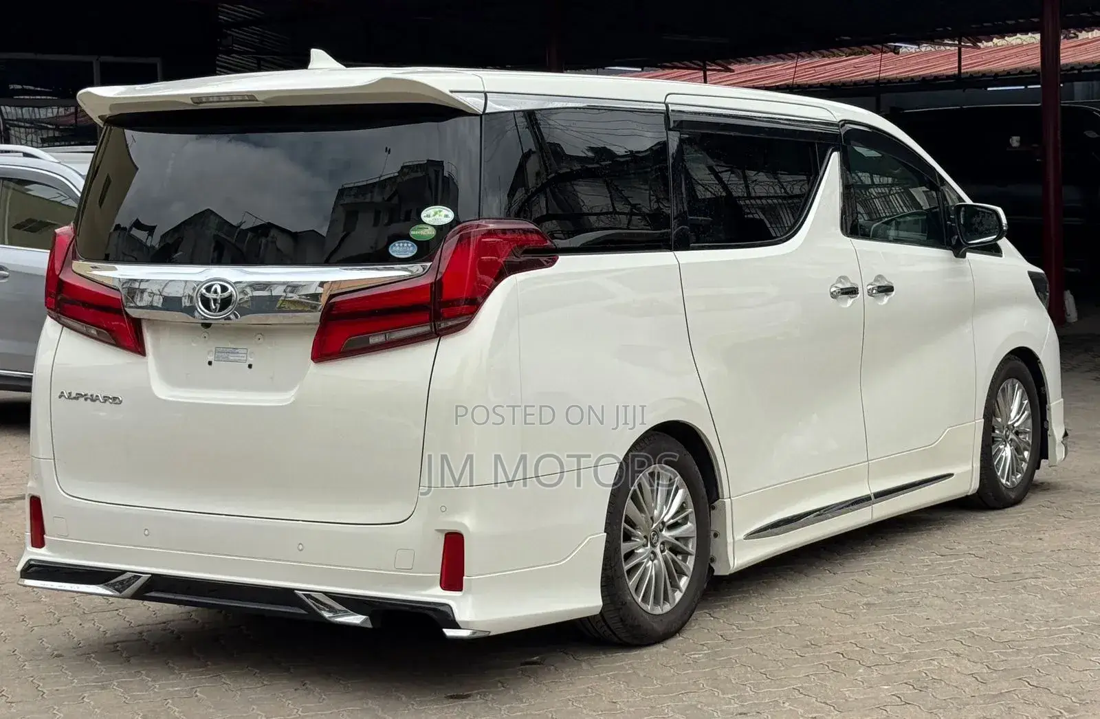Toyota Alphard 2018 White