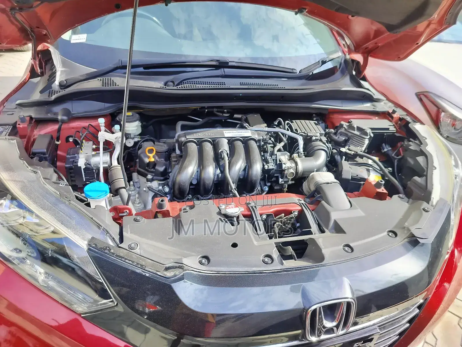 Honda Vezel 2017 Red