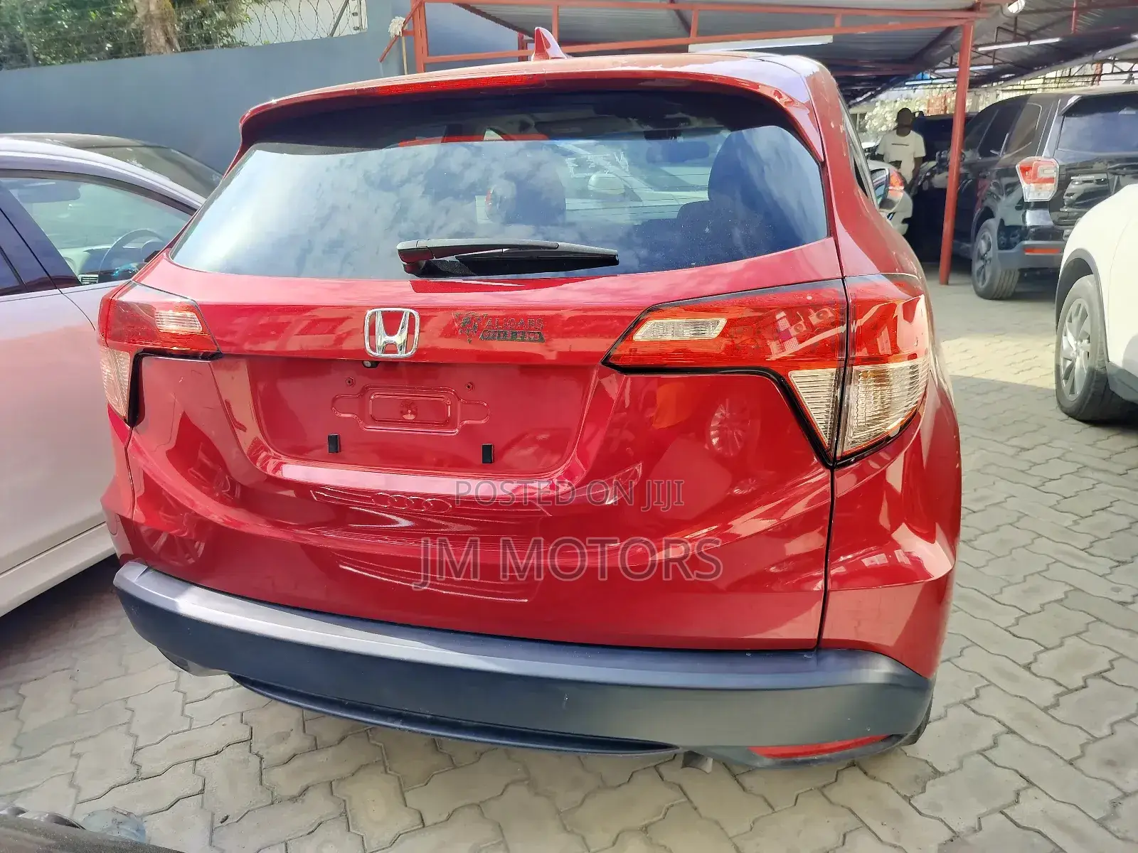 Honda Vezel 2017 Red