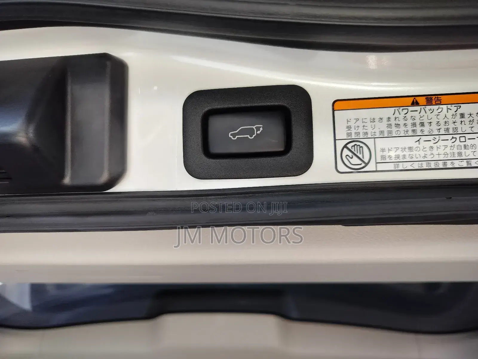 Lexus LX 2018 White