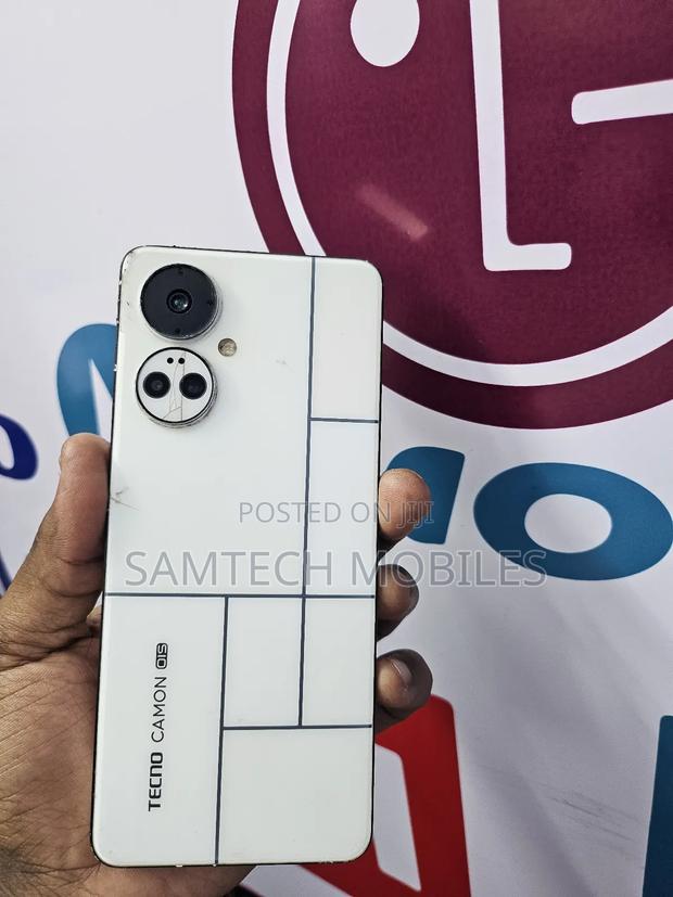 Tecno Camon 19 Pro 256 GB White - thumbnail 3