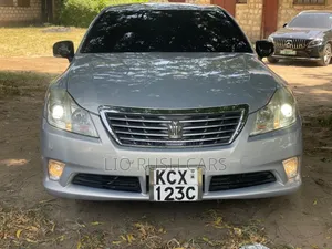 Toyota Crown 2012 Silver
