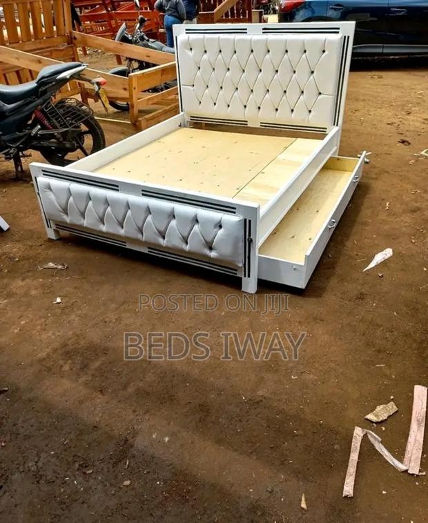 Beds in Furniture 5x6 Bed Mockets