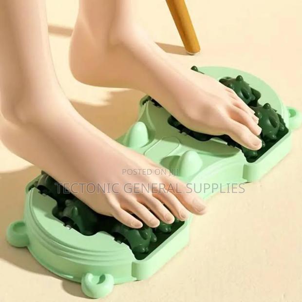Manual Stepping 14 Roller Foot Massager - main view