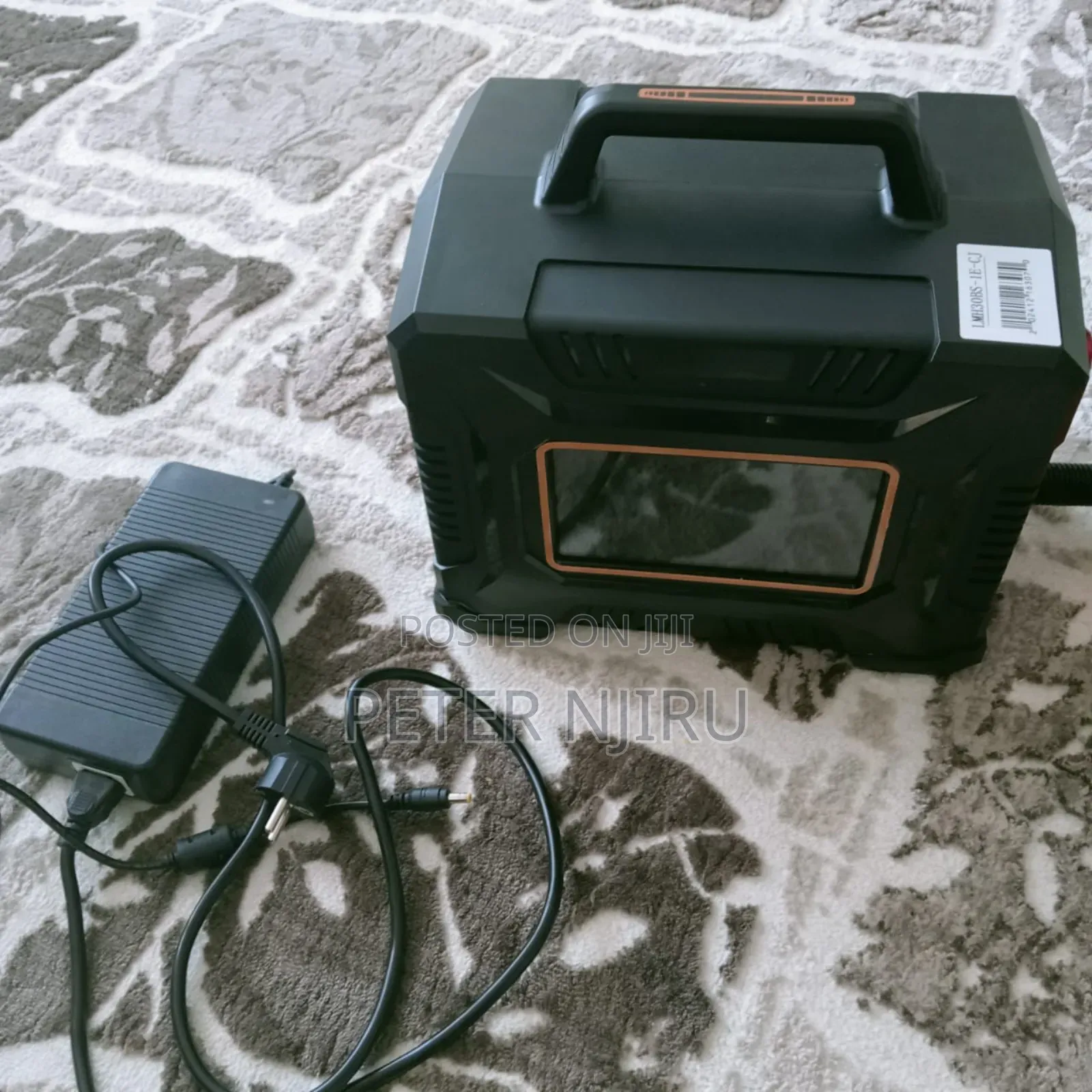 Portable Fiber Laser Engraver for Engraving Tires ,Chairs