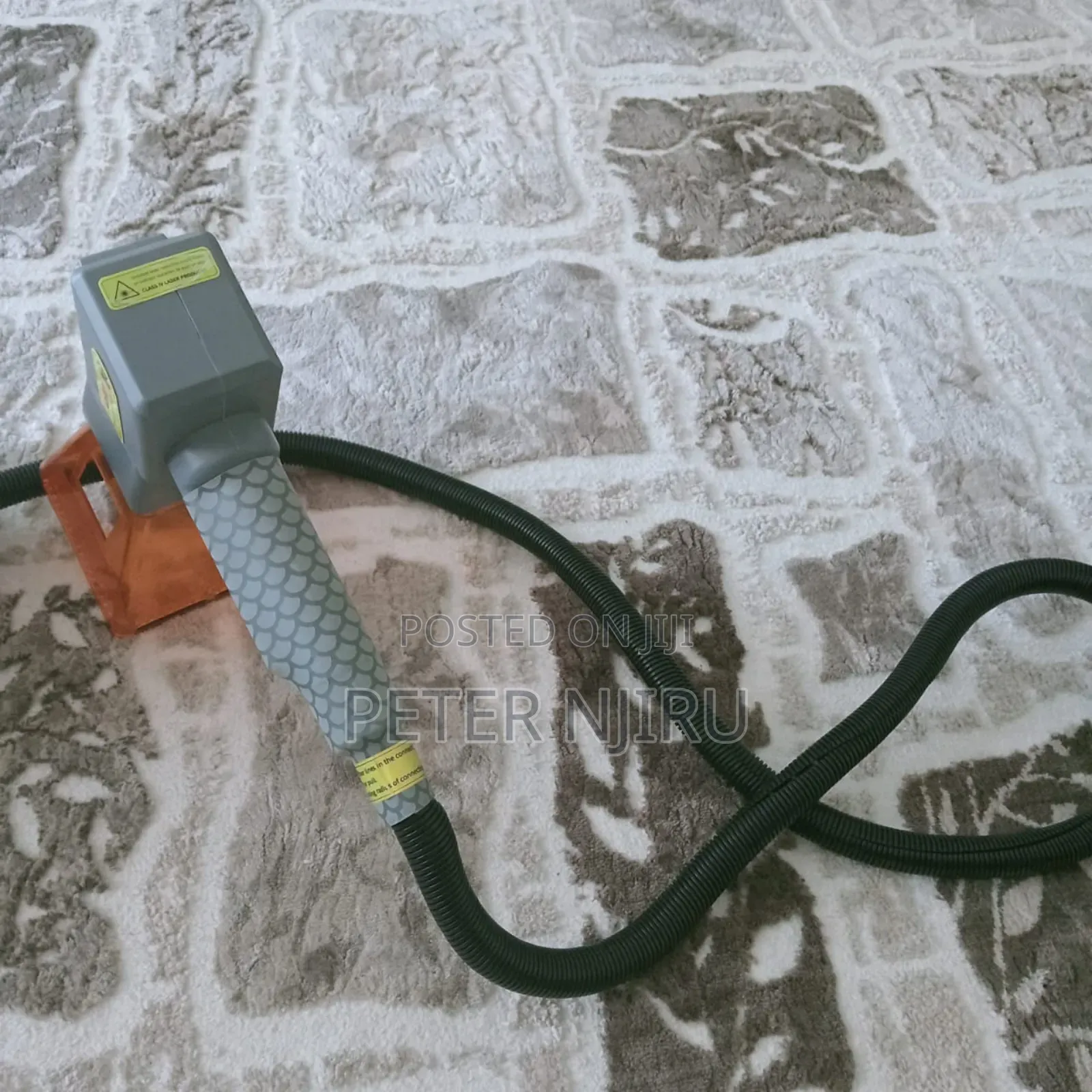 30 W Portable Handheld Laser Engraving Machine Available
