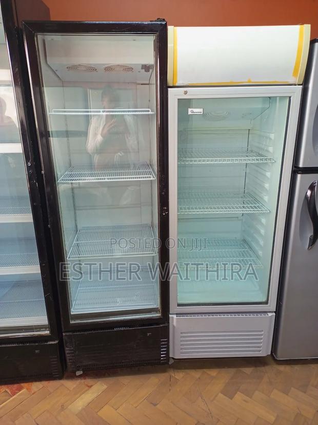 Smart Cooler Display Fridge - main view