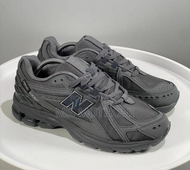 New Balance 1960R Gents Sizes 40-45 - thumbnail 3