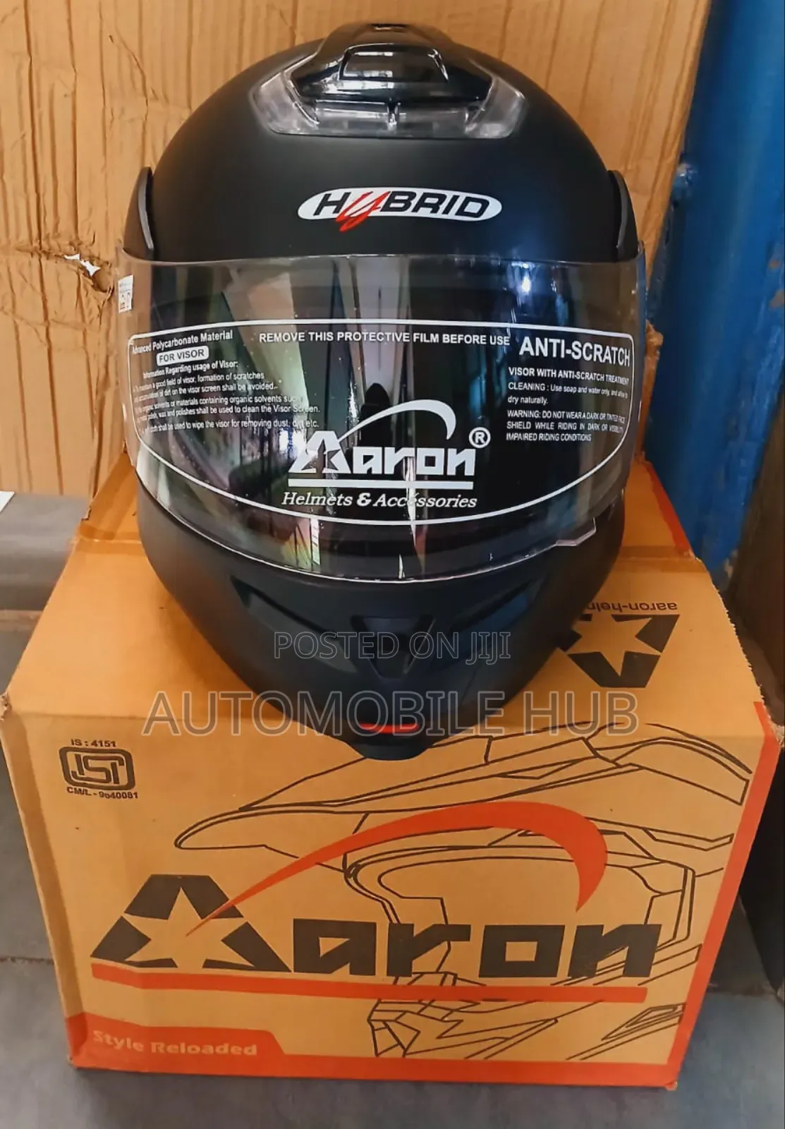 Flip Up Helmet - Black Motorcycle Flip Up Helmet Dot