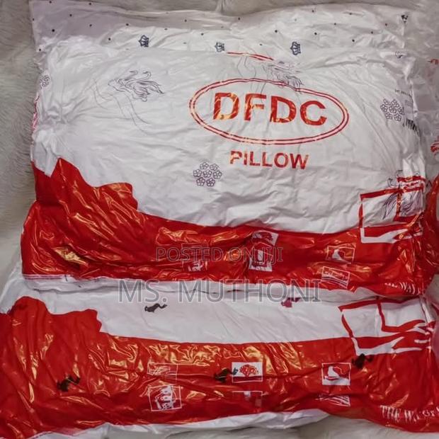 White Plain Fibre Compressed Pillows - thumbnail 2