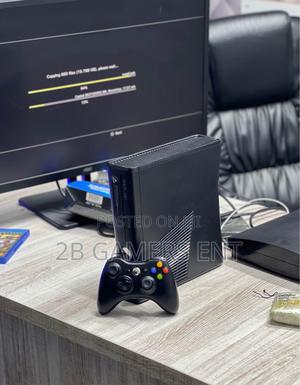 Neat Xbox X360 Slim - main view