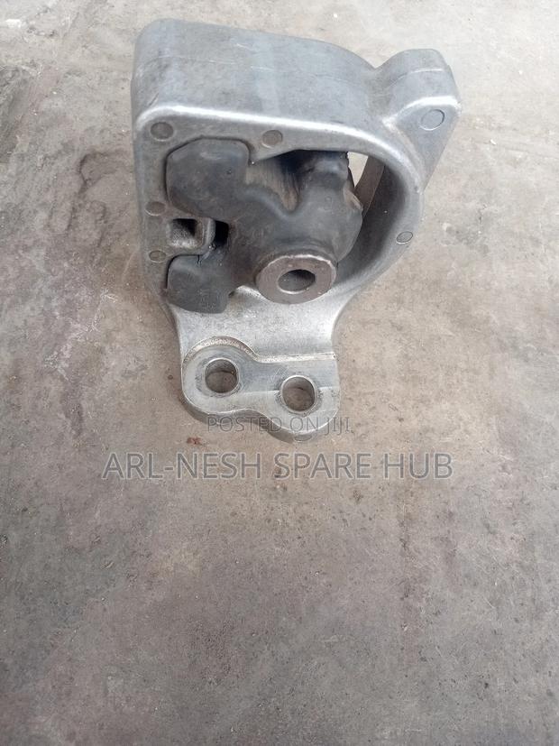 Legacy BR 9 Radiator Engine Mounting - thumbnail 5
