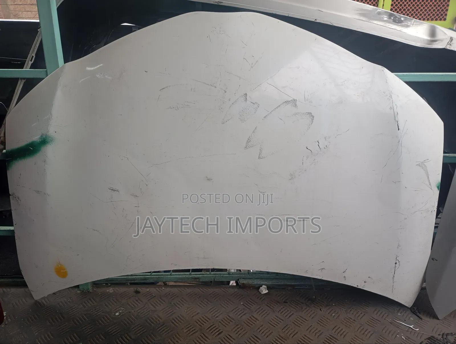Axio / Fielder 161 Bonnet