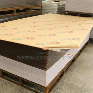 Perspex Sheet/Acrylic Sheet;8ft By 4ft. - thumbnail 2