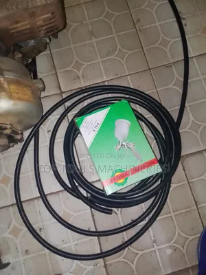 Spray Gun With 8 M Compressor Pipe