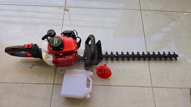 Gasoline Engine Hedge Trimmer
