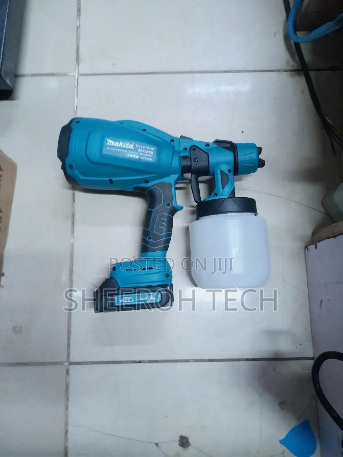 Cordless Makita Paint Sprayer