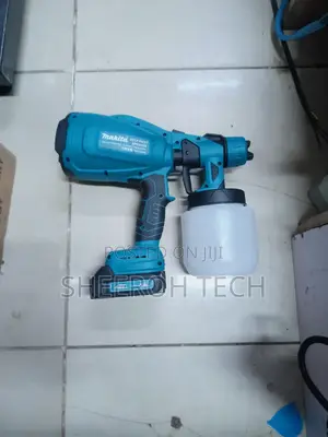 Cordless Makita Paint Sprayer