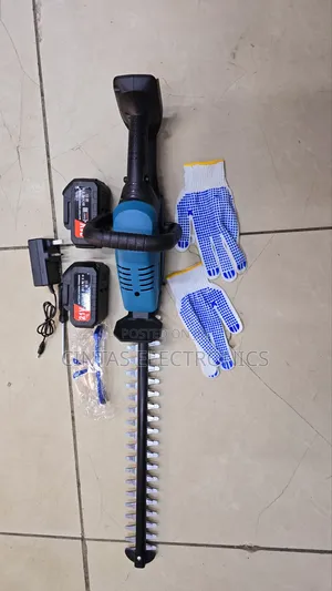 Hedge Trimmer/2rechargeable Batteries