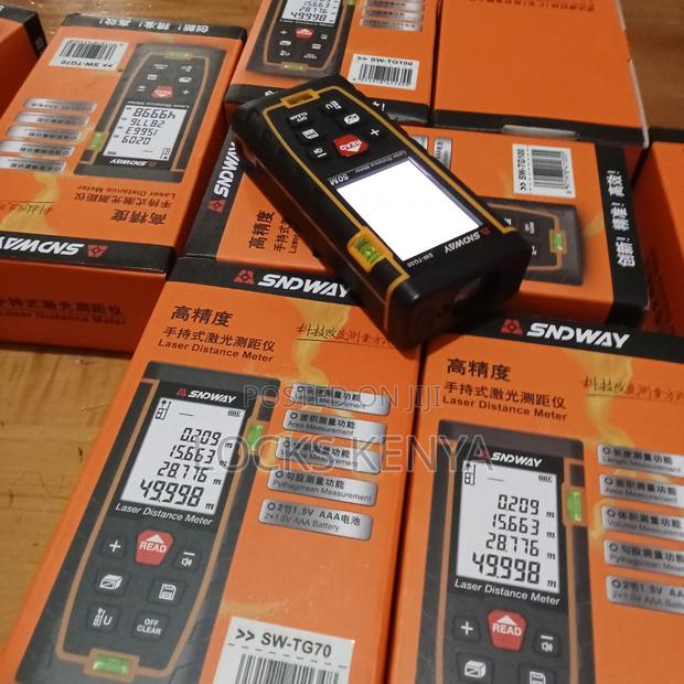 Surveyors 100m Laser Distance Meter With Memory - main view