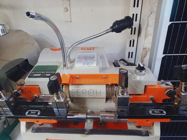 Key Cutting Machine - thumbnail 4