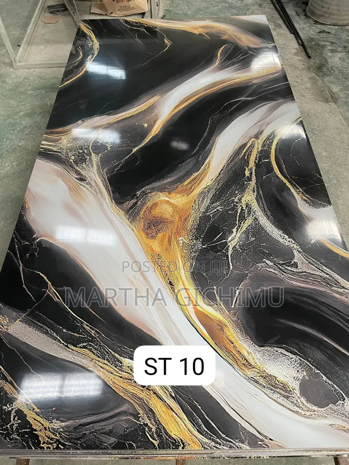 Modern Mable Sheet