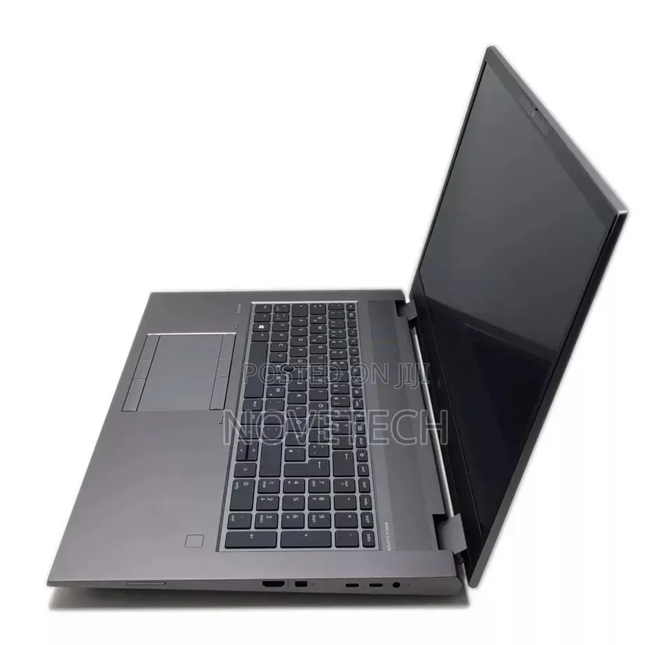 New Laptop HP ZBook Firefly 14 G7 16GB Intel Core I7 SSD 256GB