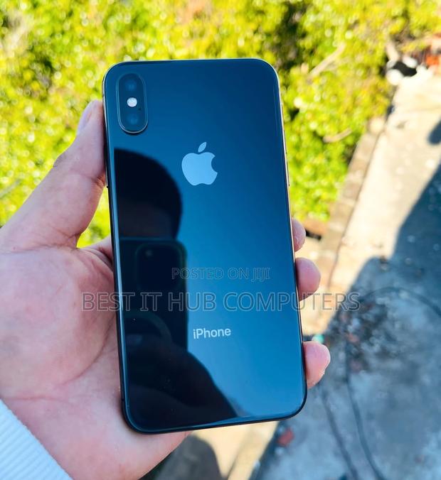 Apple iPhone 11 256 GB - main view
