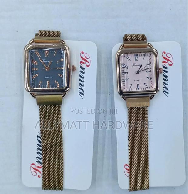 Magnetic Watch for Ladies - main view