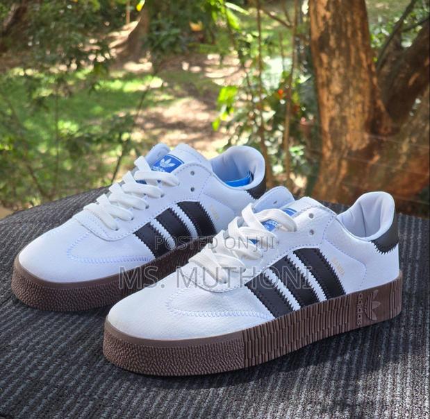 White /Gold Samba Double Sole* *Sizes:36, 37,38,39,40* - thumbnail 5