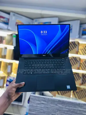 Laptop Dell XPS 15 9560 8GB Intel Core I7 SSD 256GB