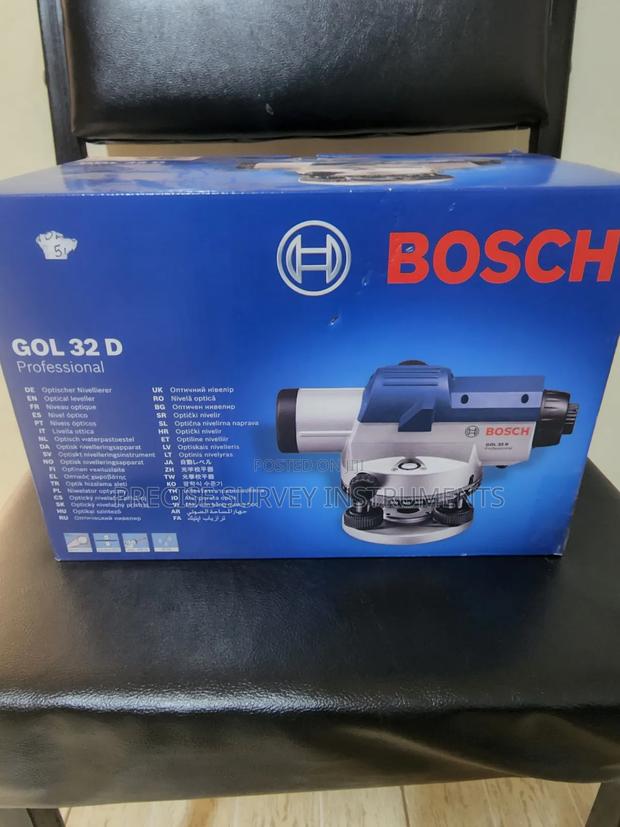Bosch Gol 32D Levelling Head - main view