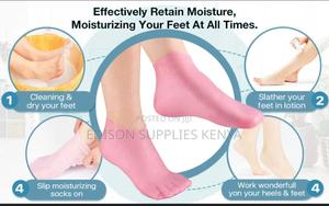 Silicone Socks for Women, Soft Gel Moisturizing Foot Socks - thumbnail 2