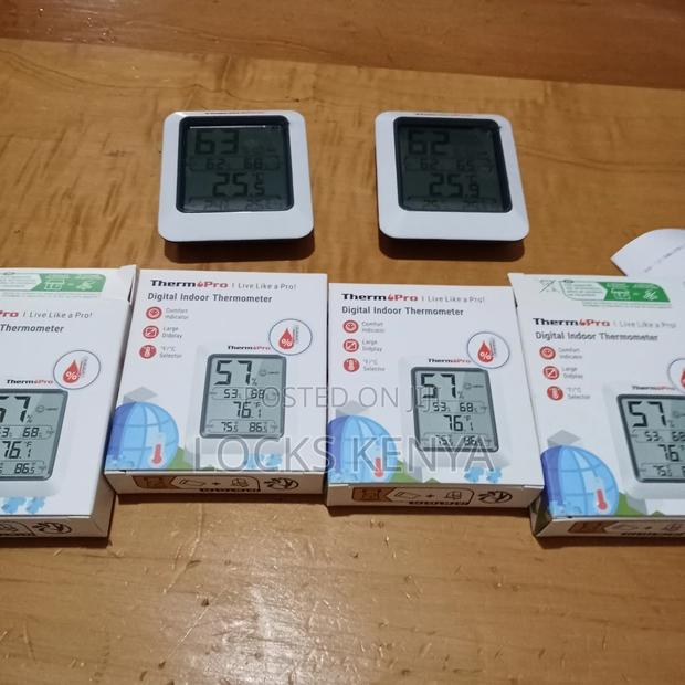 Laboratory Thermometer Hygrometer - main view