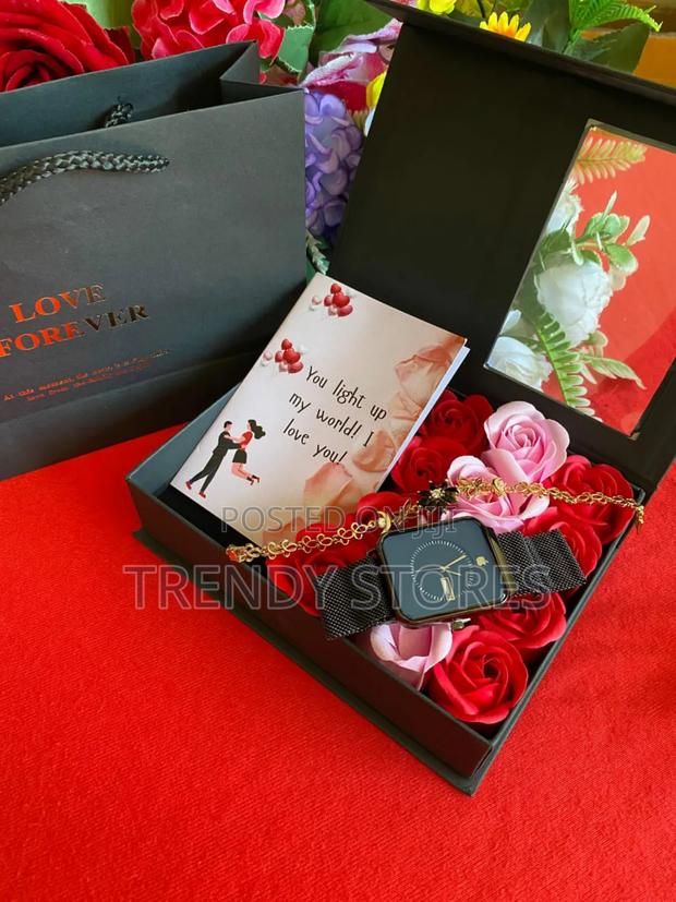 Black Apple Watch Love Forever Package
