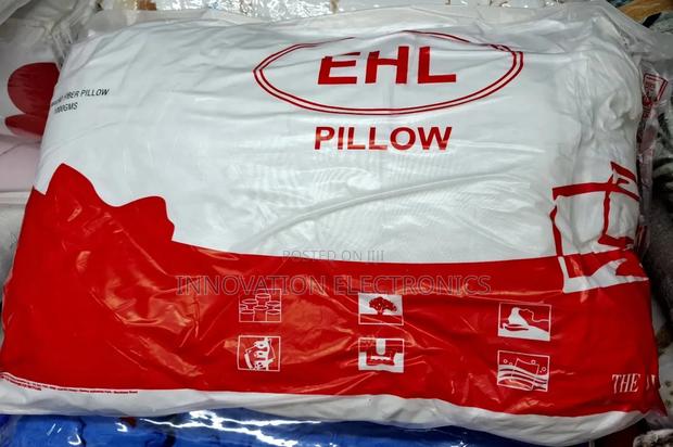 High Quality Fibre Compressed Pillows - main view