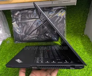 Laptop Lenovo ThinkPad T14 16GB AMD Ryzen 5 SSHD (Hybrid) 512GB