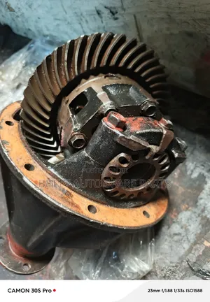 Toyota Land Cruiser 79 Rear Differential ( Diff)