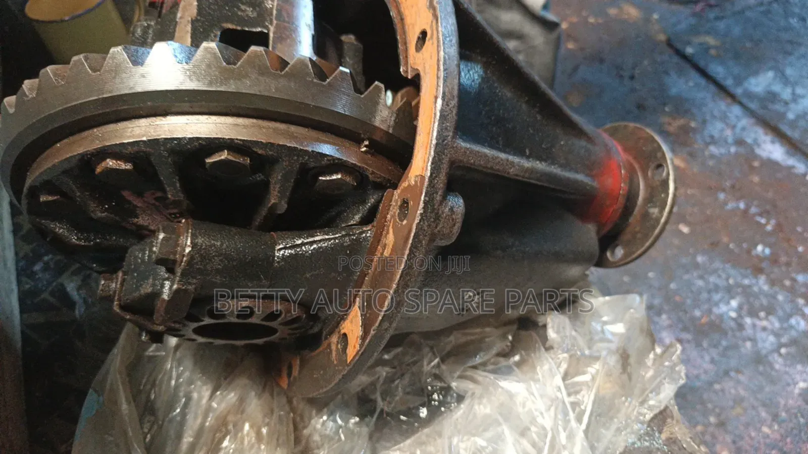 Toyota Land Cruiser 79 Rear Differential ( Diff)