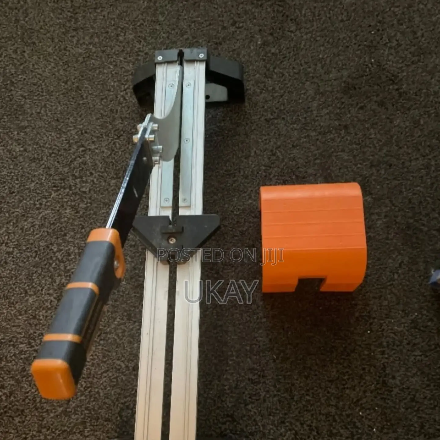 Laminate Floor Vinyl Cutter.