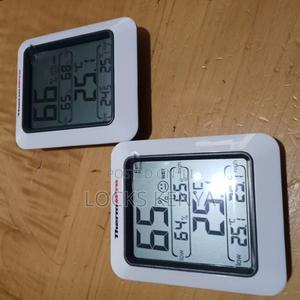 Versatile Indoor Intelligent Thermometer Hygrometer - main view