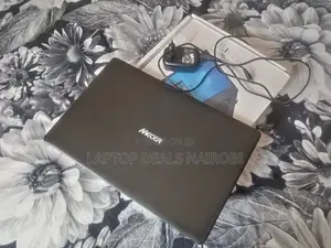 Laptop Lenovo V330 8GB Intel Core I5 SSD 256GB