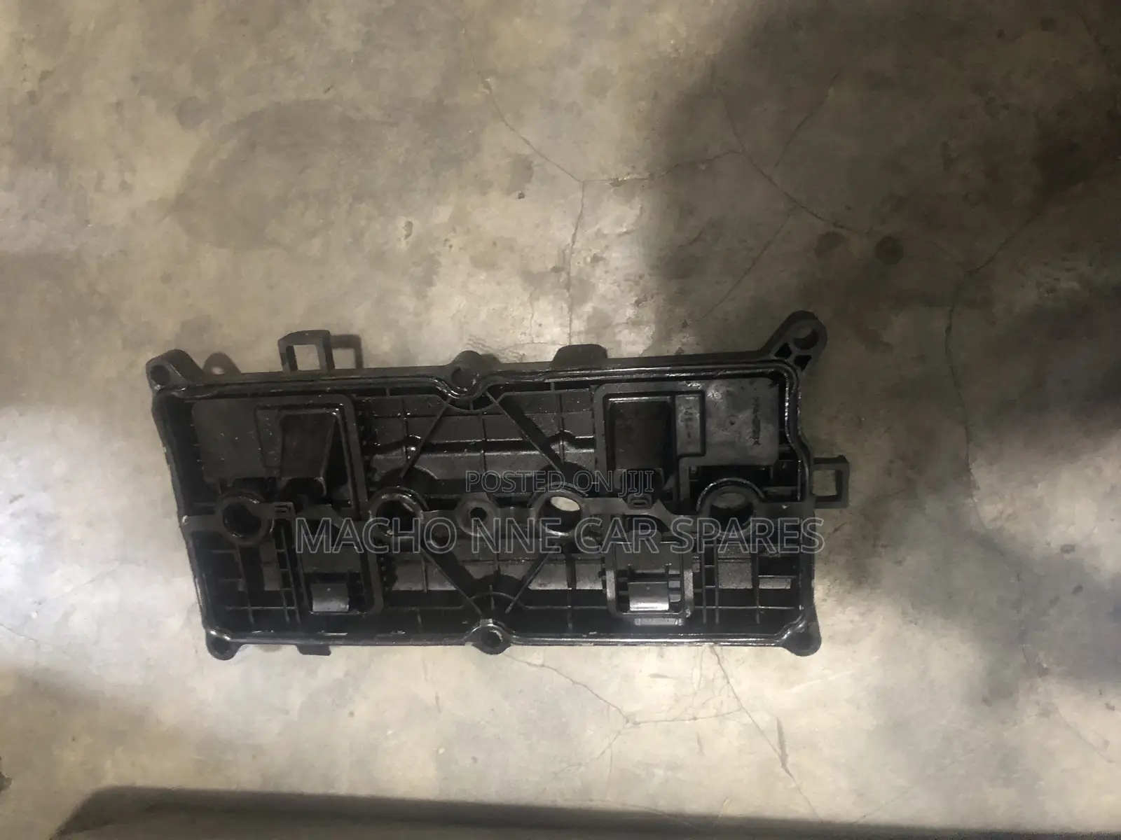 Nissan X-Trail (MR20)Top Cover Engine